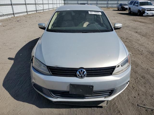 3VWDZ7AJ2BM329237 - 2011 VOLKSWAGEN JETTA SE SILVER photo 5