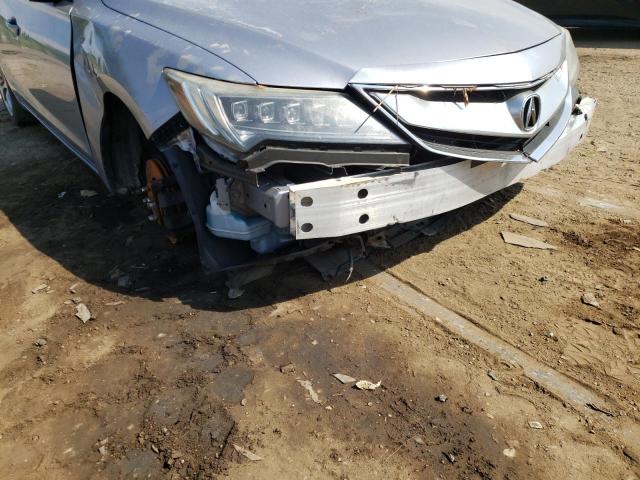 19UDE2F74GA001855 - 2016 ACURA ILX PREMIUM TECH SILVER photo 9
