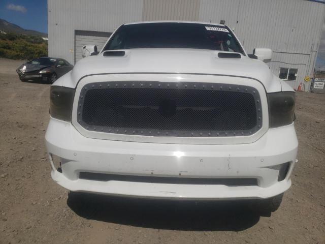 1C6RR7MT8FS618116 - 2015 RAM 1500 SPORT WHITE photo 5