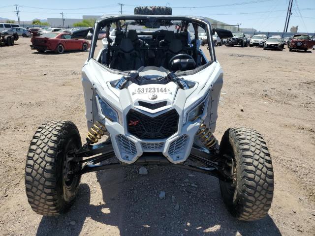 3JBVNAW25KK002248 - 2019 CAN-AM MAVERICK X RS TURBO R GRAY photo 9