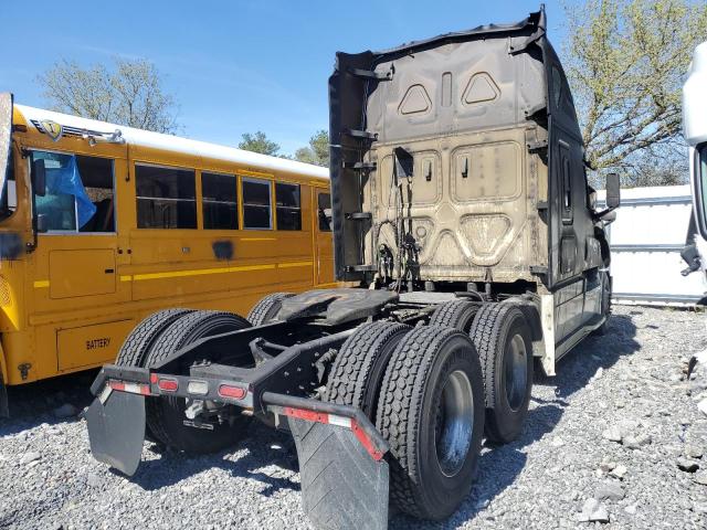 3AKJHHDR5KSKU9509 - 2019 FREIGHTLINER CASCADIA 1 Weiß Foto 4