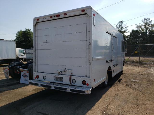 4UZAANBW26CW54999 - 2006 FREIGHTLINER CHASSIS M LINE WALK-IN VAN WHITE photo 3