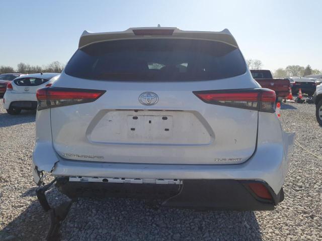 5TDHZRBH8NS589500 - 2022 TOYOTA HIGHLANDER XLE WHITE photo 6