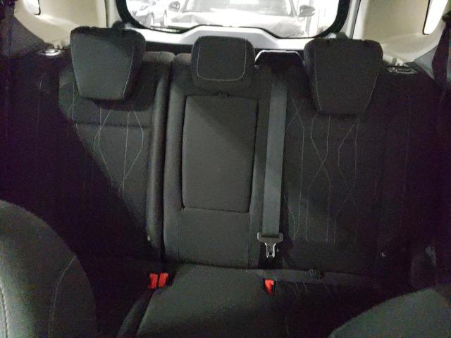 MAJ6P1UL2JC207530 - 2018 FORD ECOSPORT SE Biały zdjęcie 10