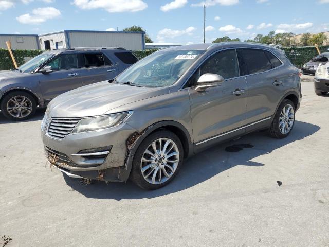 5LMCJ3C95HUL24838 - 2017 LINCOLN MKC RESERVE GRAY photo 1