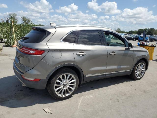 5LMCJ3C95HUL24838 - 2017 LINCOLN MKC RESERVE GRAY photo 3