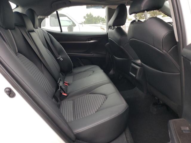 4T1T11AKXPU774982 - 2023 TOYOTA CAMRY SE NIGHT SHADE WHITE photo 10