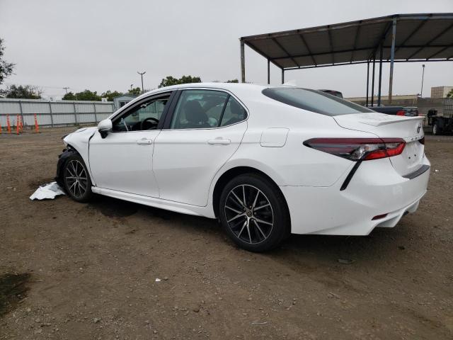 4T1T11AKXPU774982 - 2023 TOYOTA CAMRY SE NIGHT SHADE WHITE photo 2