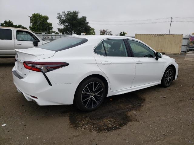 4T1T11AKXPU774982 - 2023 TOYOTA CAMRY SE NIGHT SHADE WHITE photo 3