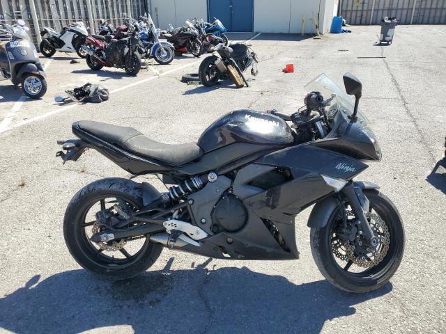 JKAEXEC14BDA76302 - 2011 KAWASAKI EX650 C 黑色 照片 1