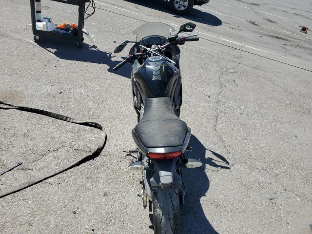 JKAEXEC14BDA76302 - 2011 KAWASAKI EX650 C 黑色 照片 6