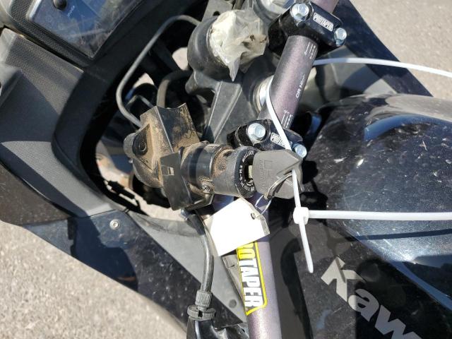 JKAEXEC14BDA76302 - 2011 KAWASAKI EX650 C 黑色 照片 8