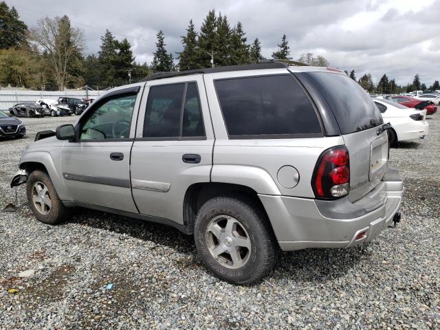 1GNDT13S542208243 - 2004 CHEVROLET TRAILBLAZE LS SILVER photo 2