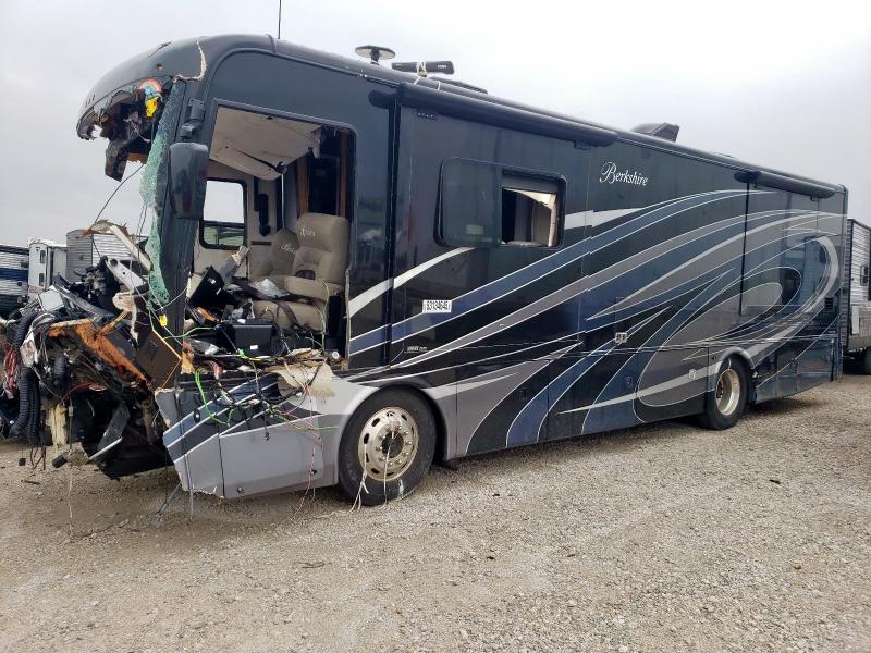 4UZAB2FC2NCNX5035 - 2022 FREIGHTLINER CHASSIS XC BLACK photo 2