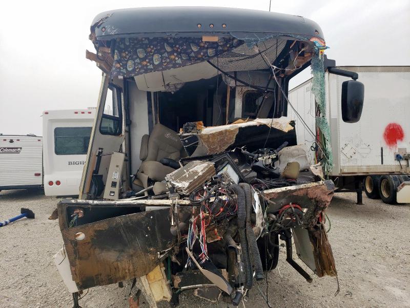 4UZAB2FC2NCNX5035 - 2022 FREIGHTLINER CHASSIS XC BLACK photo 9