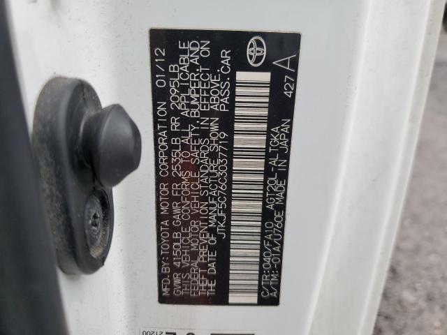 JTKJF5C76C3037719 - 2012 TOYOTA SCION TC 白色 照片 12