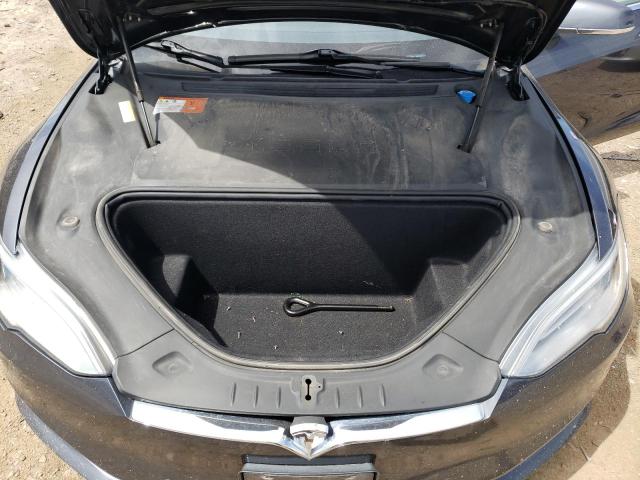 5YJSA1E26GF176133 - 2016 TESLA MODEL S ნაცრისფერი ფოტო 11