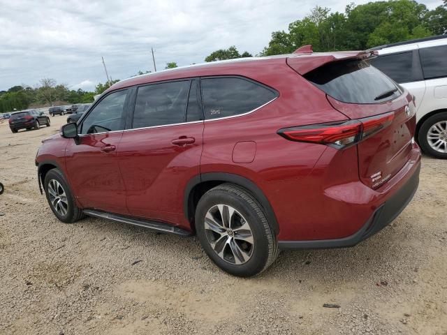 5TDHZRAH6MS522006 - 2021 TOYOTA HIGHLANDER XLE MAROON photo 2