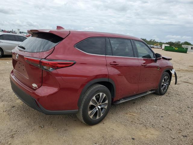 5TDHZRAH6MS522006 - 2021 TOYOTA HIGHLANDER XLE MAROON photo 3