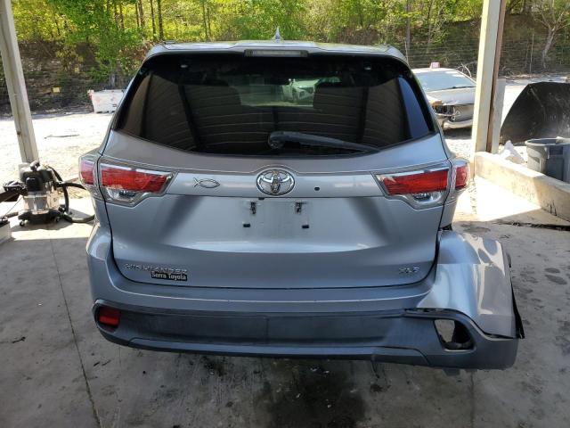 5TDKKRFH6GS131302 - 2016 TOYOTA HIGHLANDER XLE GRAY photo 6