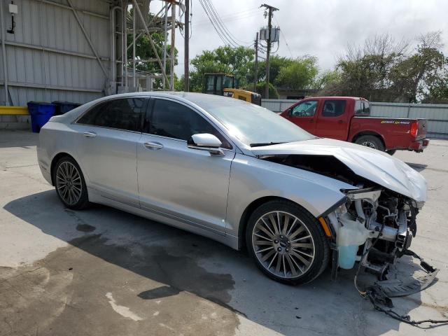 3LN6L2GK1DR829049 - 2013 LINCOLN MKZ SILVER photo 4