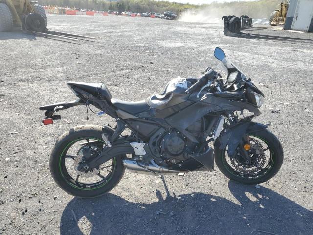 ML5EXER1XRDAB3301 - 2024 KAWASAKI EX650 R SILVER photo 1