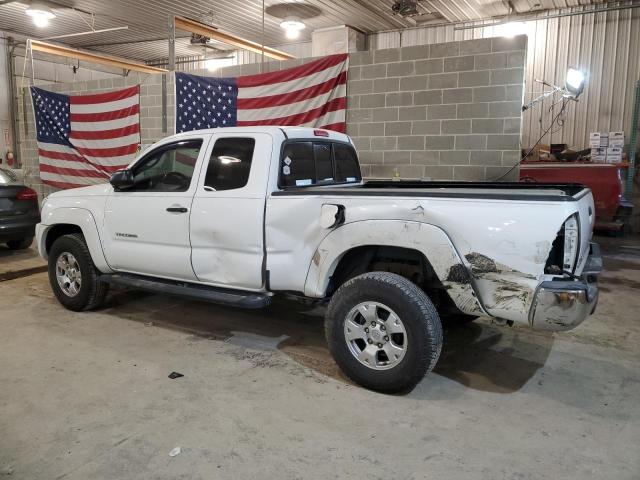 5TETU62N76Z263270 - 2006 TOYOTA TACOMA PRERUNNER ACCESS CAB WHITE photo 2