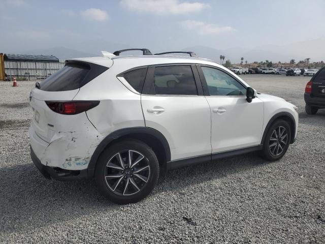 JM3KFBCM4J0418586 - 2018 MAZDA CX-5 TOURING WHITE photo 3