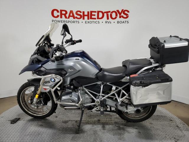 WB10A1106FZ188462 - 2015 BMW R1200 GS TWO TONE photo 3