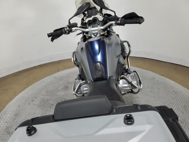 WB10A1106FZ188462 - 2015 BMW R1200 GS TWO TONE photo 6