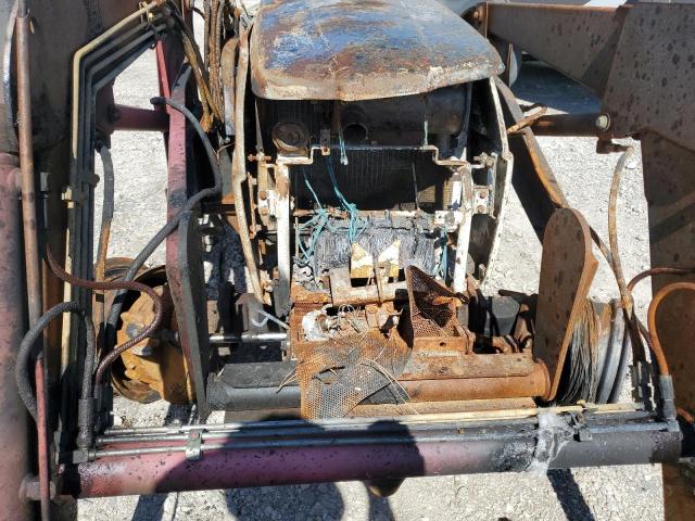 X060115 - 2006 MAHINDRA AND MAHINDRA TRACTOR 烧焦的 照片 10