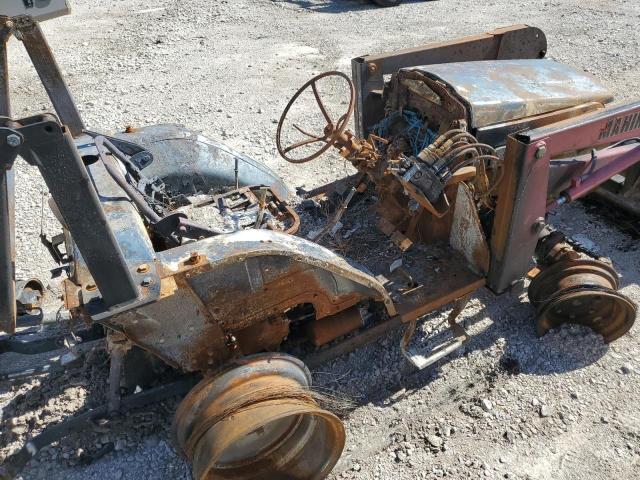 X060115 - 2006 MAHINDRA AND MAHINDRA TRACTOR 烧焦的 照片 9