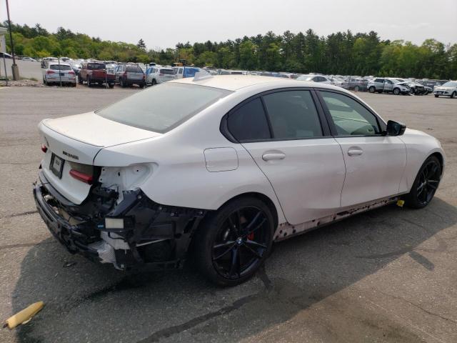 3MW5U9J0XN8C34962 - 2022 BMW M340XI WHITE photo 3