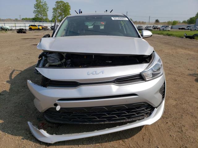 3KPA25AD6NE505200 - 2022 KIA RIO S SILVER photo 5