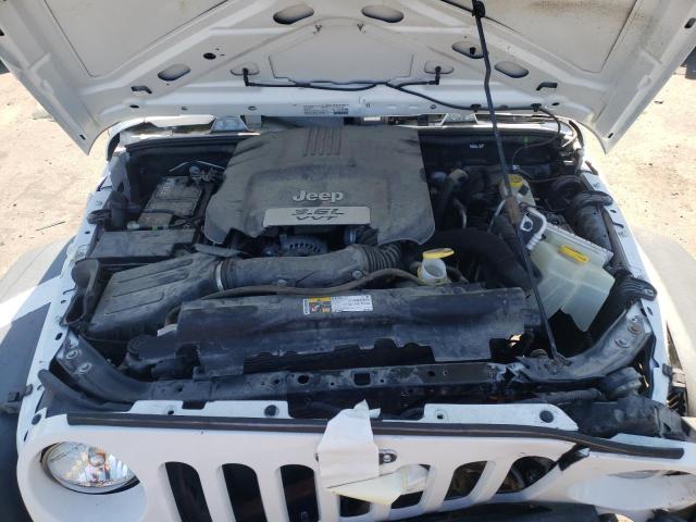 1C4BJWDG2DL669438 - 2013 JEEP WRANGLER U SPORT თეთრი ფოტო 12