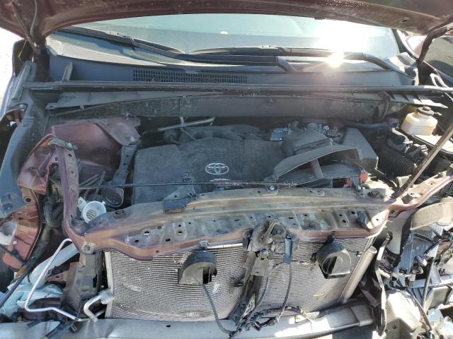 5TDKZRFH2KS306472 - 2019 TOYOTA HIGHLANDER SE برغندي صورة 12