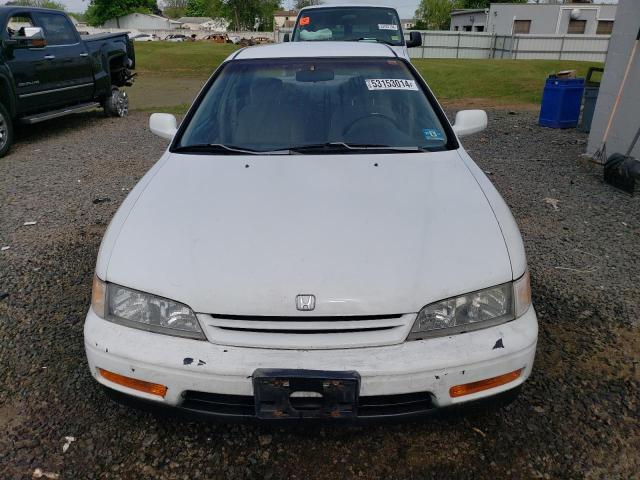 1HGCD5622RA120088 - 1994 HONDA ACCORD DX WHITE photo 5