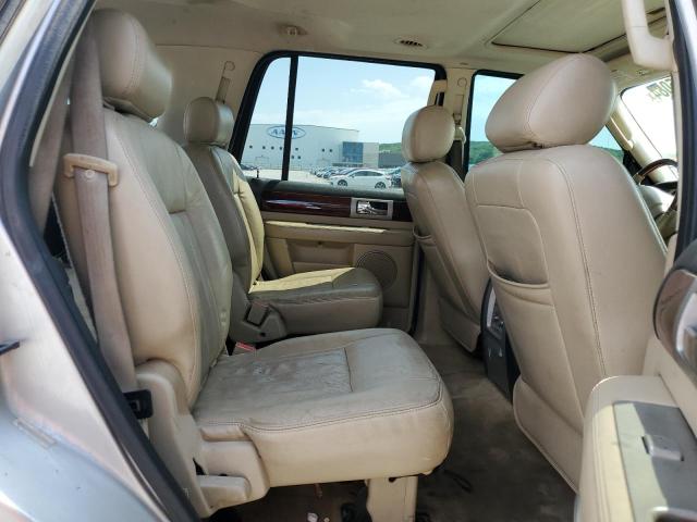 5LMFU28556LJ30057 - 2006 LINCOLN NAVIGATOR 银色 照片 11