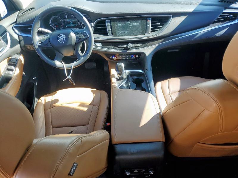 5GAERBKW7JJ156090 - 2018 BUICK ENCLAVE ESSENCE WHITE photo 8