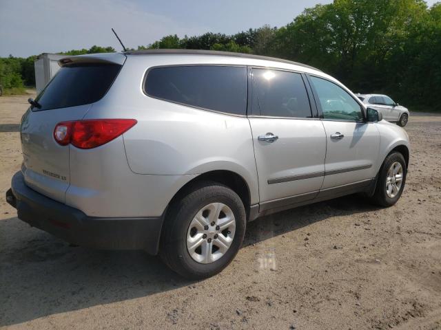 1GNKVFED4BJ232470 - 2011 CHEVROLET TRAVERSE LS SILVER photo 3