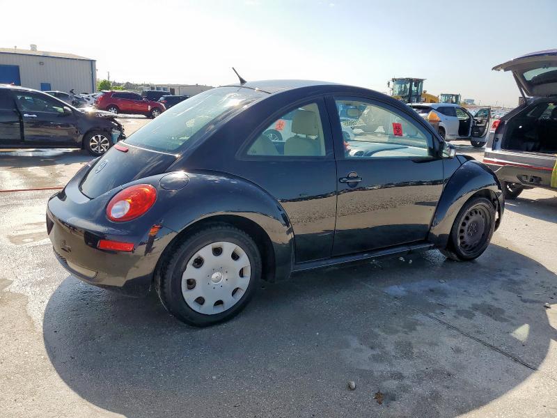 3VWPW3AG2AM020594 - 2010 VOLKSWAGEN NEW BEETLE BLACK photo 3