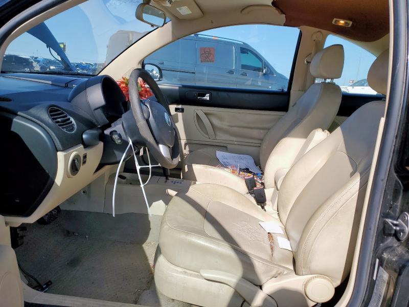 3VWPW3AG2AM020594 - 2010 VOLKSWAGEN NEW BEETLE BLACK photo 7