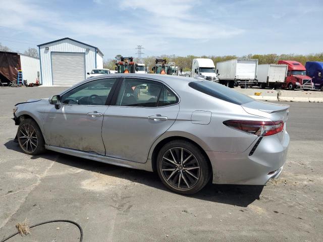 4T1G11AK6PU153532 - 2023 TOYOTA CAMRY SE NIGHT SHADE SILVER photo 2