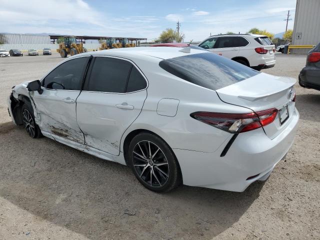 4T1G11AKXPU100123 - 2023 TOYOTA CAMRY SE NIGHT SHADE WHITE photo 2