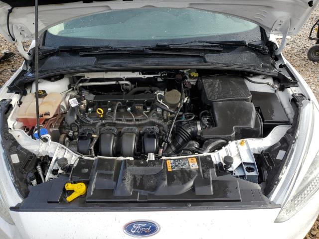 1FADP3F28FL314239 - 2015 FORD FOCUS SE WHITE photo 11