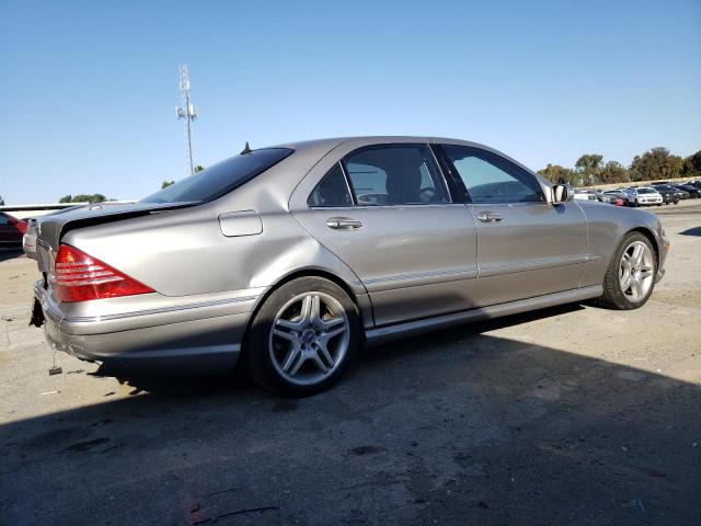 WDBNG75J96A479922 - 2006 MERCEDES-BENZ S 500 SILVER photo 3