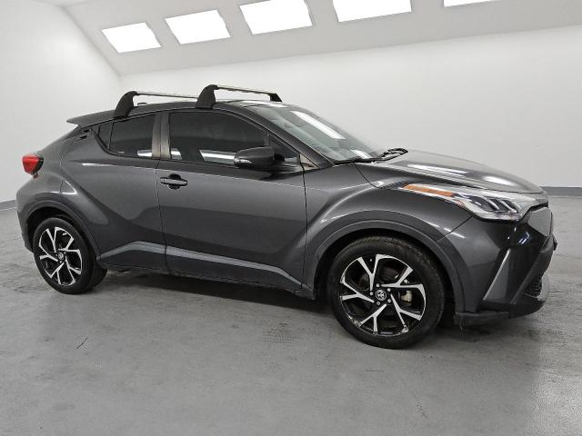 NMTKHMBX6NR141385 - 2022 TOYOTA C-HR XLE ნაცრისფერი ფოტო 4