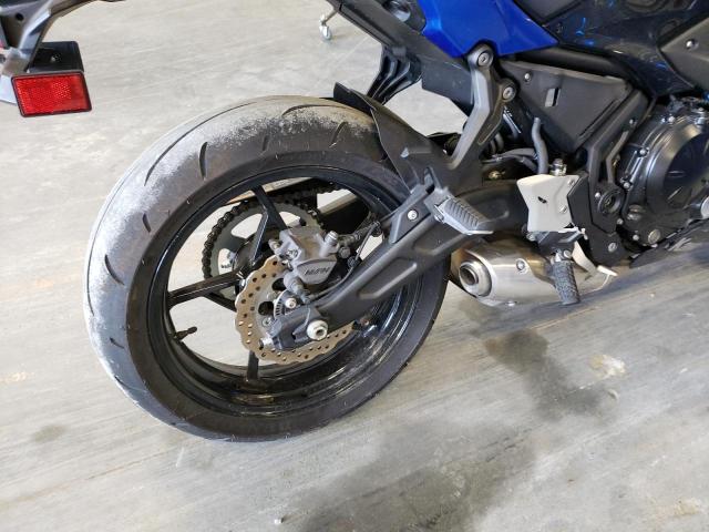 JKAEXEJ19JDA02469 - 2018 KAWASAKI EX650 J ლურჯი ფოტო 10