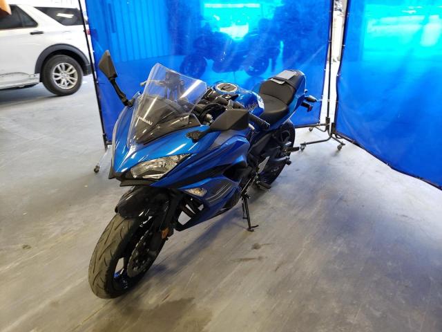 JKAEXEJ19JDA02469 - 2018 KAWASAKI EX650 J BLUE photo 2