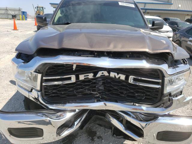 3C6UR5CL1KG640136 - 2019 RAM 2500 TRADESMAN GRAY photo 11